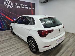 Volkswagen Polo hatch 1.0TSI Life manual - Image 3