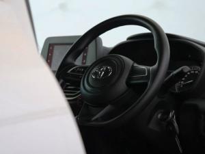 Toyota Starlet 1.5 XS auto - Image 17