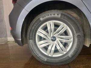 Volkswagen Polo hatch 1.0TSI - Image 9