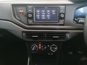 Volkswagen Polo hatch 1.0TSI - Image 17
