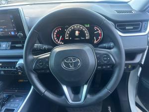 Toyota RAV4 2.0 VX - Image 8