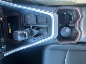 Toyota RAV4 2.0 VX - Image 12