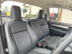 Toyota Hilux 2.0 single cab S (aircon) - Image 16