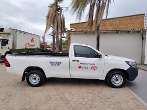 Toyota Hilux 2.0 single cab S (aircon) - Image 3