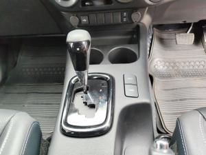 Toyota Hilux 2.8GD-6 Xtra cab Legend auto - Image 13