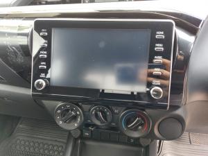 Toyota Hilux 2.8GD-6 Xtra cab Legend auto - Image 15
