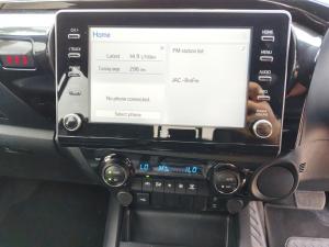 Toyota Hilux 2.8GD-6 double cab Legend auto - Image 14