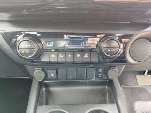Toyota Hilux 2.8GD-6 double cab Legend auto - Image 17