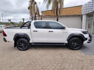 Toyota Hilux 2.8GD-6 double cab Legend auto - Image 3