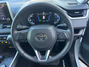 Toyota RAV4 2.5 Hybrid VX E-Four - Image 8