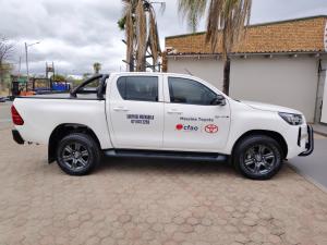 Toyota Hilux 2.4GD-6 double cab Raider auto - Image 3
