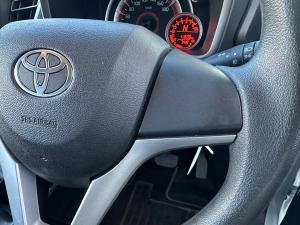 Toyota Vitz 1.0 XR auto - Image 10