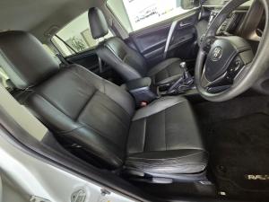 Toyota RAV4 2.0 GX - Image 17