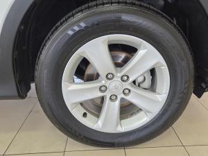 Toyota RAV4 2.0 GX - Image 20