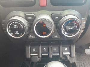 Suzuki Jimny 1.5 GLX AllGrip 5-door auto - Image 14