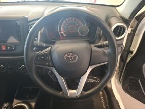 Toyota Vitz 1.0 XR AMT - Image 8
