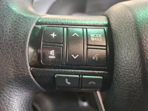 Toyota Hilux 2.4 GD-6 SRX 4X4 automaticD/C - Image 9