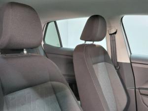 Volkswagen T-CROSS 1.0 TSI Life DSG - Image 8
