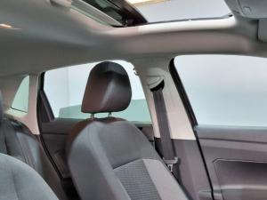 Volkswagen Polo 1.0 TSI Life - Image 9