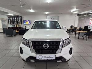 Nissan Navara 2.5DDTI LE/LE Plus automatic D/C - Image 3