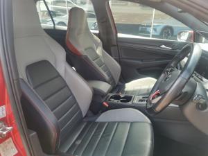 Volkswagen Golf GTI - Image 14
