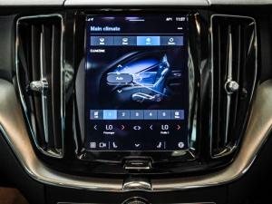 Volvo XC60 B5 AWD Essential - Image 17