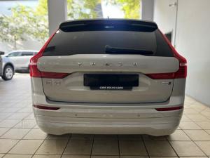 Volvo XC60 B5 AWD Essential - Image 2