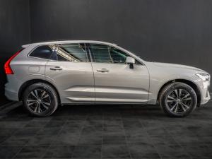Volvo XC60 B5 AWD Essential - Image 4