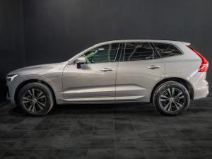 Volvo XC60 B5 AWD Essential - Image 9
