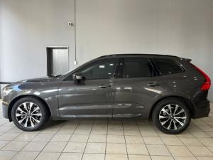 Volvo XC60 B5 AWD Ultimate Dark - Image 5