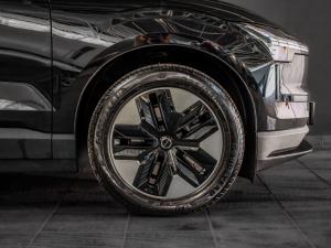 Volvo EX30 Core Single Motor - Image 19