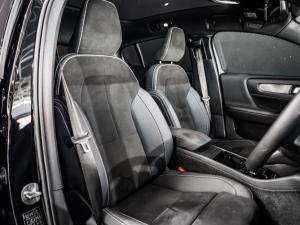 Volvo EC40 Twin Performance Ultra - Image 15