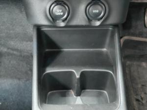 Toyota Vitz 1.0 XR manual - Image 11
