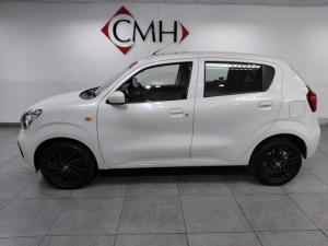 Toyota Vitz 1.0 XR manual - Image 2