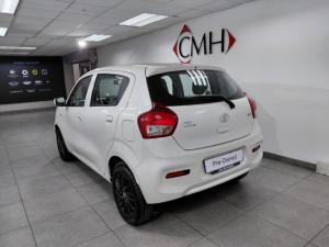 Toyota Vitz 1.0 XR manual - Image 3