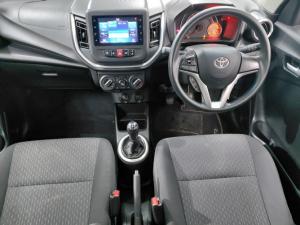 Toyota Vitz 1.0 XR manual - Image 6