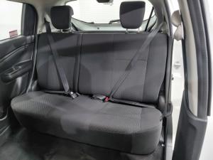 Toyota Vitz 1.0 XR manual - Image 7