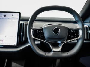 Volvo EX30 Plus Single Motor Extended Range - Image 20