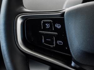 Volvo EX30 Plus Single Motor Extended Range - Image 21