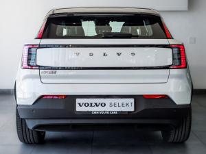 Volvo EX30 Plus Single Motor Extended Range - Image 4