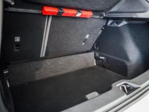 Volvo EX30 Plus Single Motor Extended Range - Image 5