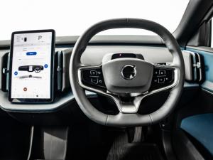 Volvo EX30 Plus Single Motor Extended Range - Image 9
