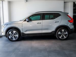 Volvo XC40 B4 Plus Dark - Image 14