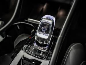 Volvo XC40 B4 Plus Dark - Image 19