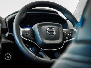 Volvo XC40 B4 Plus Dark - Image 20