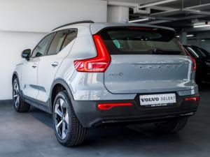 Volvo XC40 B4 Plus Dark - Image 3