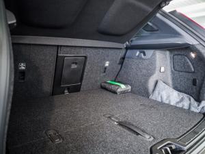 Volvo XC40 B4 Plus Dark - Image 5