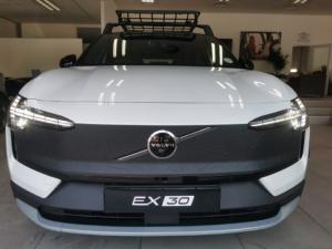 Volvo EX30 Cross Country Ultra Twin Motor Performance - Image 2