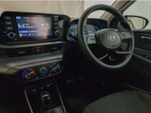 Hyundai i20 1.4 Motion auto - Image 12