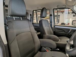 Mahindra Pik Up 2.2CRDe double cab 4x4 S6 manual - Image 8
